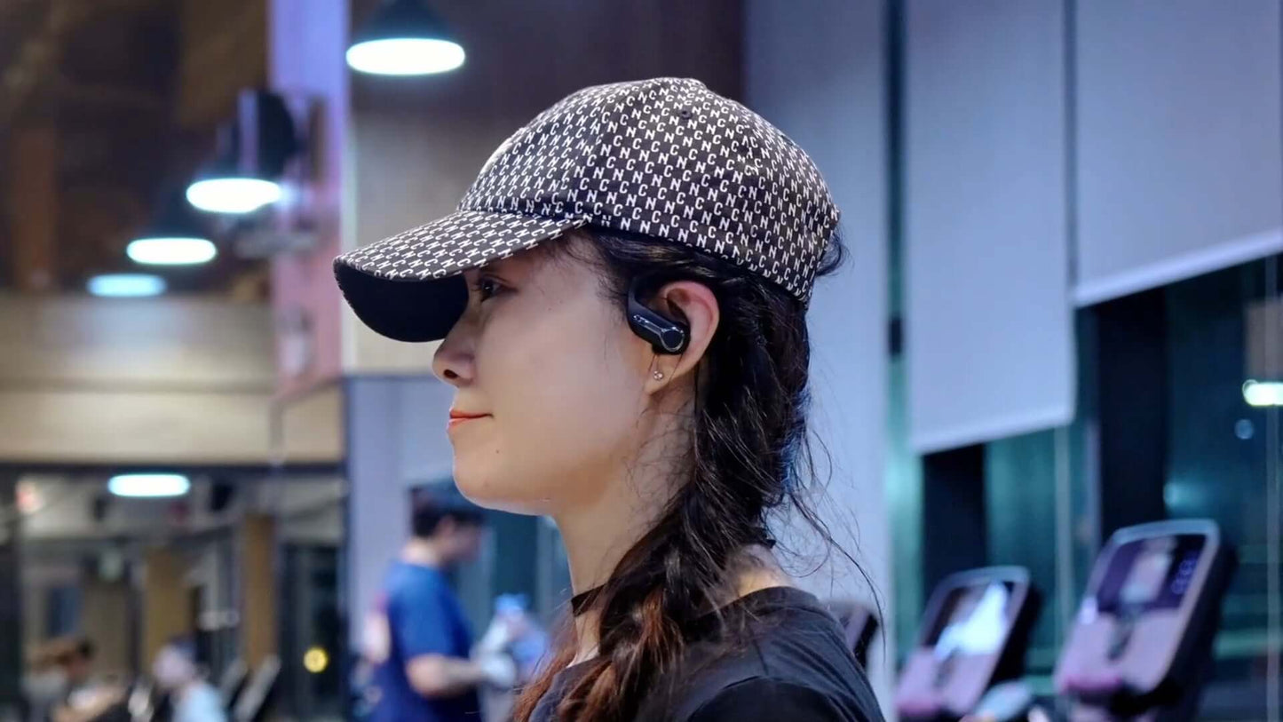 Gibutech AuraliX Sports Waterproof Wireless Earbuds with 1800mAh power bank case