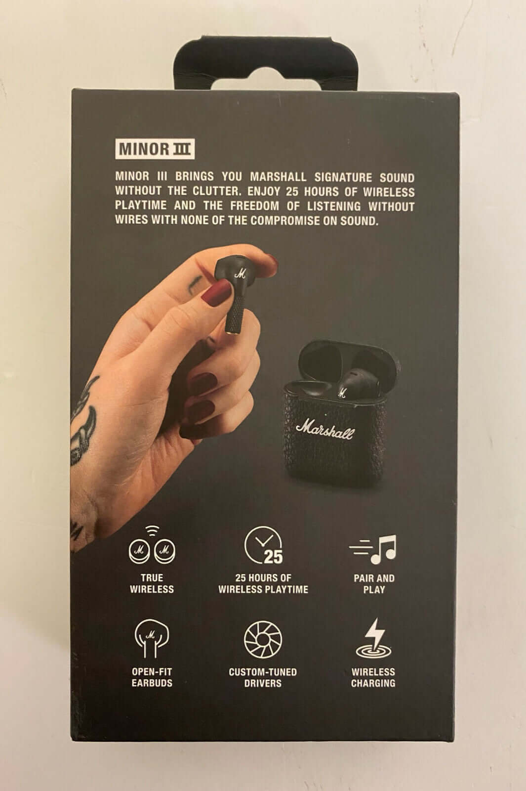 MARSHALL Minor III True Wireless Earbuds packaging with features highlighted, including 25 hours of wireless playtime.