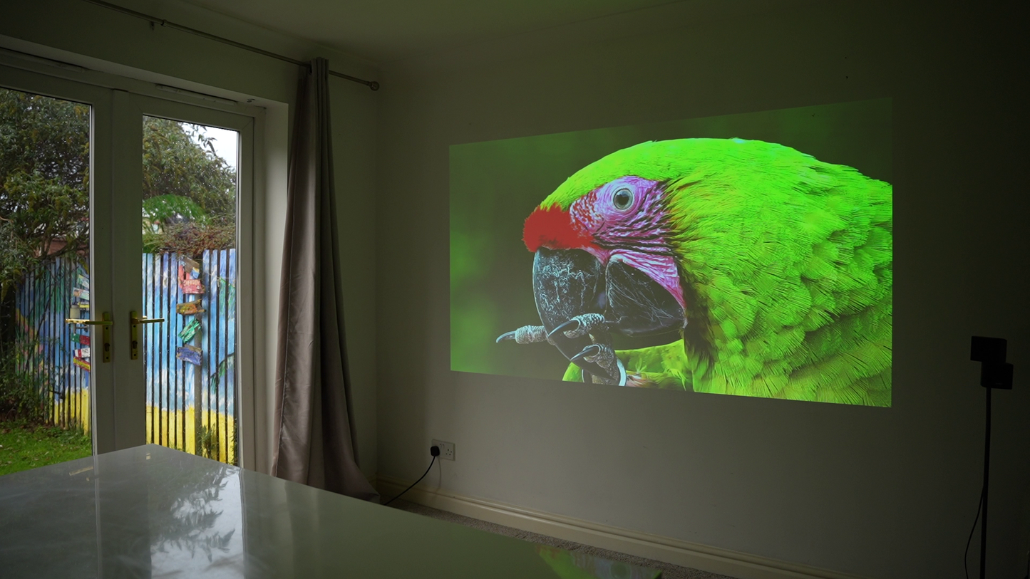 Pico Genie M550 Plus 4.0 Smart Projector (650 lms Full HD Ultra Portable)